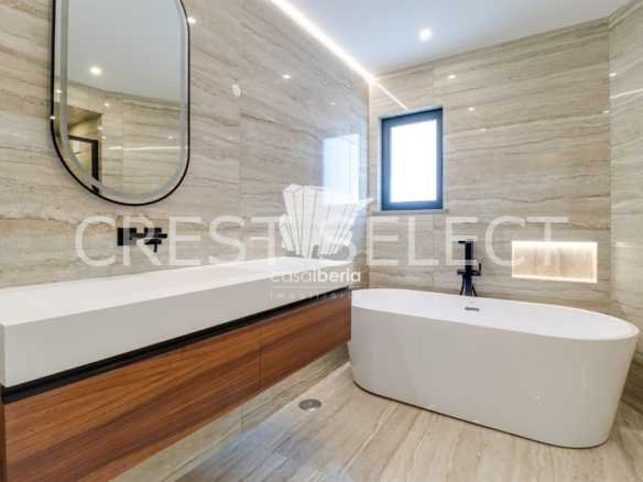 Elegant Family Dwelling House in Faro  with 4 bedrooms