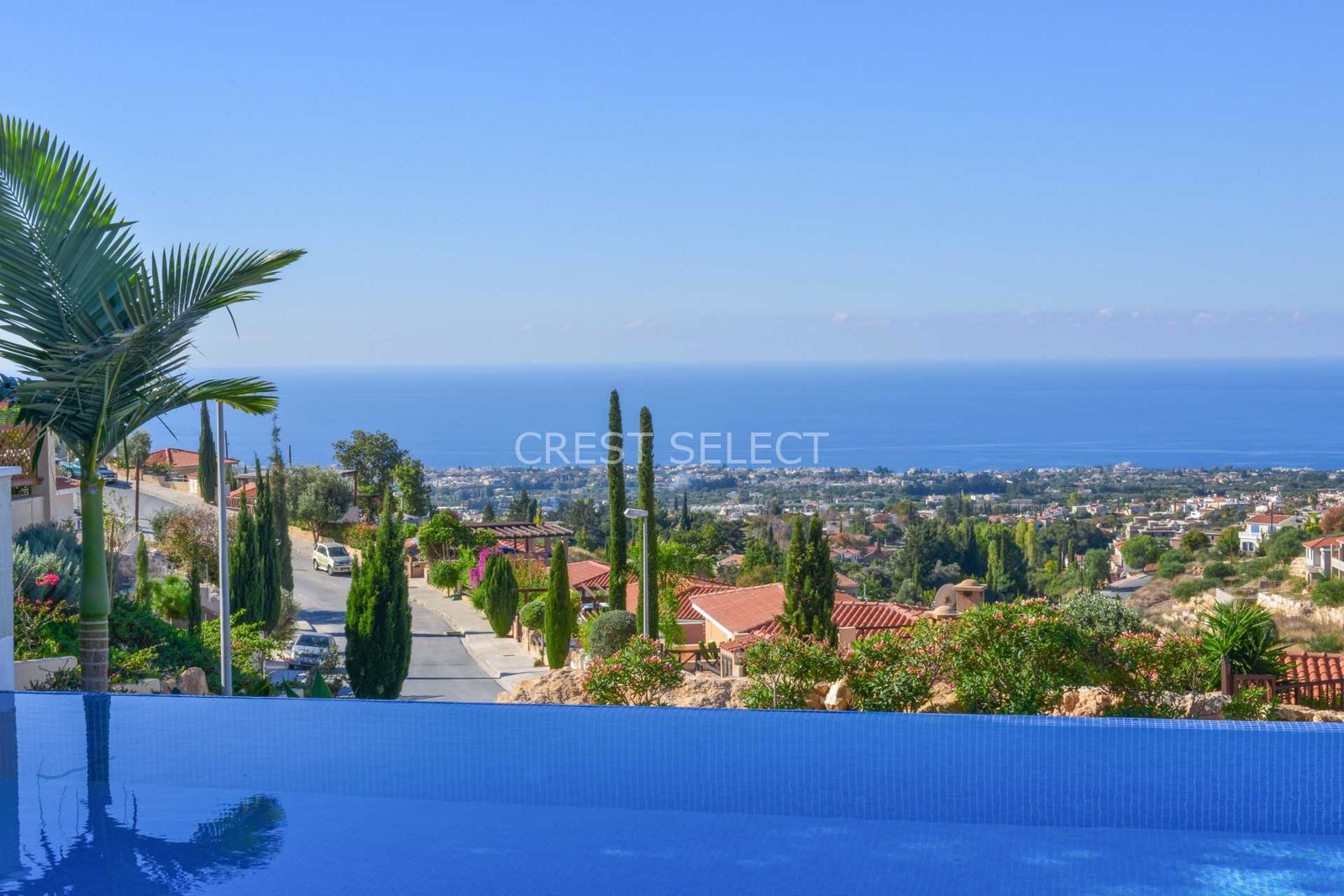 Stylish Urban Sanctuary Villas / Houses in Tala with 3 bedrooms
