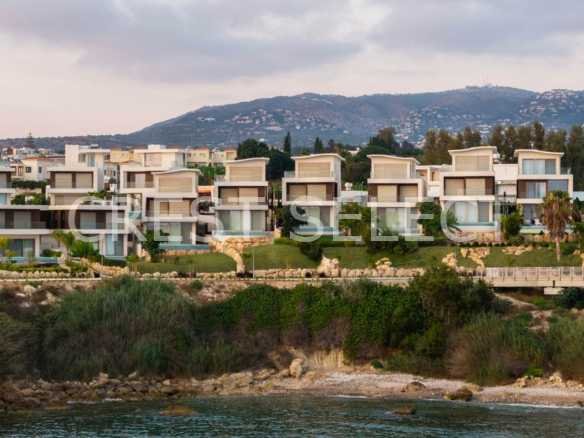 Executive Family Retreat Villas / Houses in Kissonerga with 4 bedrooms