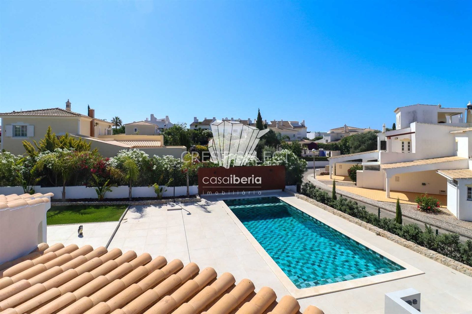 Elegant Family Dwelling House in Faro  with 4 bedrooms