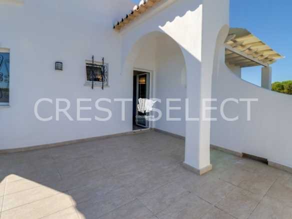 Convenient Family Dwelling House in Faro  with 3 bedrooms