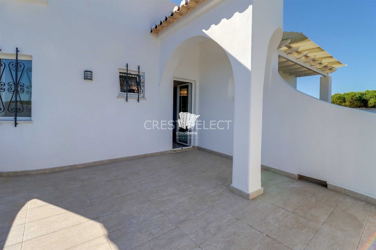 Convenient Family Dwelling House in Faro  with 3 bedrooms