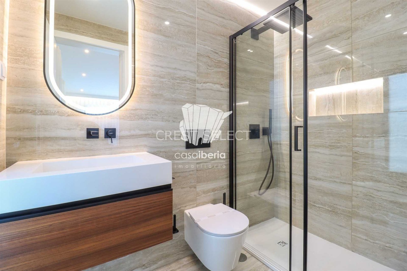 Elegant Family Dwelling House in Faro  with 4 bedrooms