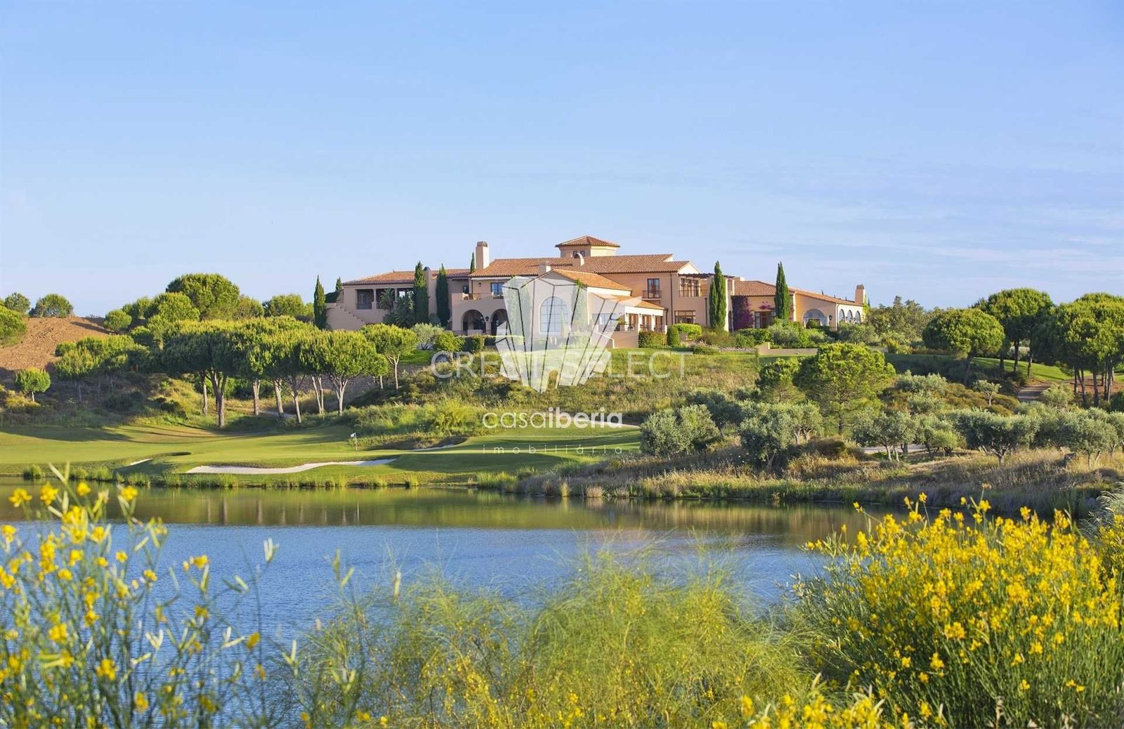 Sleek Family Residence Apartment in Faro  with 3 bedrooms