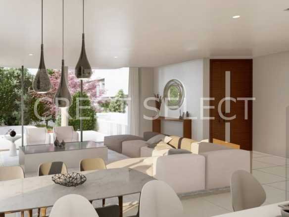 Versatile Family Retreat Villas / Houses in Chloraka with 4 bedrooms