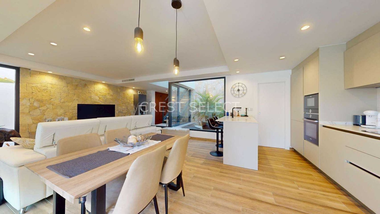 Welcoming Family Home  in Monforte Del Cid with 3 bedrooms