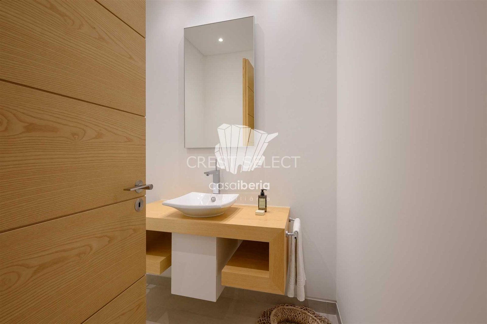 Sleek Family Residence Apartment in Faro  with 3 bedrooms