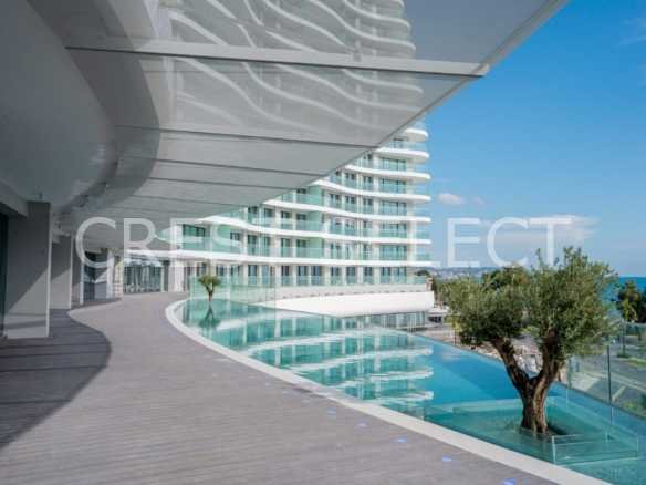 Luxurious Family Haven Apartments / Penthouses in Limassol with 2 bedrooms
