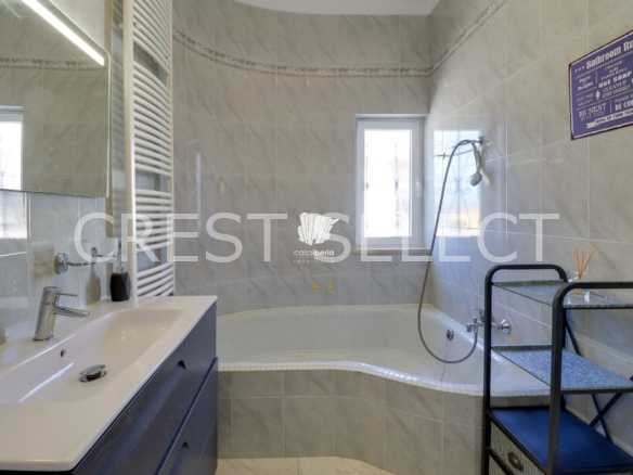 Convenient Family Dwelling House in Faro  with 3 bedrooms