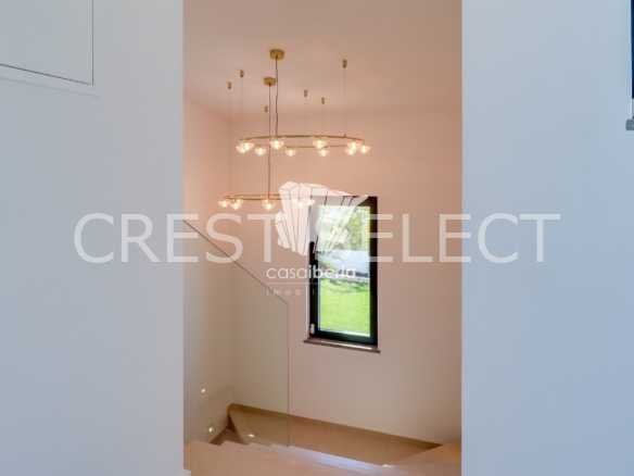 Elegant Family Dwelling House in Faro  with 4 bedrooms