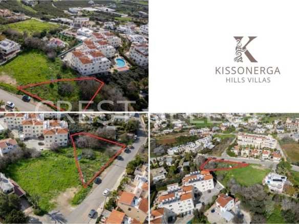 Luxurious Family Haven Villas / Houses in Kissonerga with 3 bedrooms