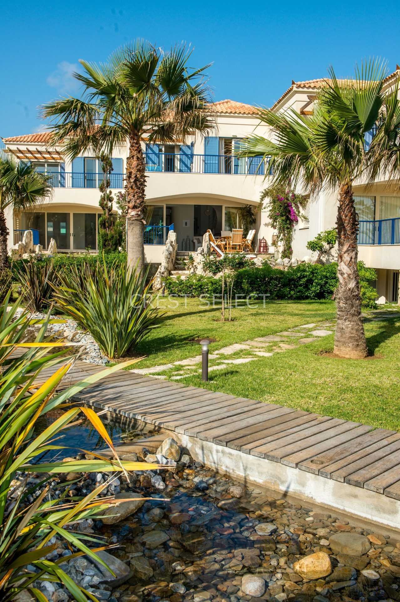 Stylish Family Dwelling Apartments / Penthouses in Crete with 2 bedrooms