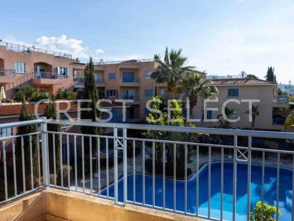 Cosy Retreat Apartments / Penthouses in Peyia with 2 bedrooms