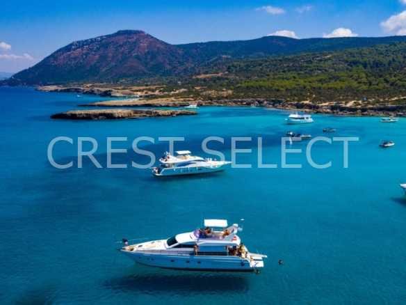 Plots & Land Parcels in Souni-Zanatzia with 0 bedrooms