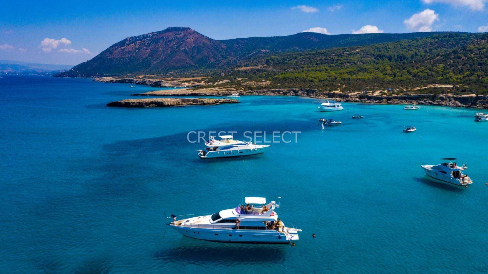 Plots & Land Parcels in Souni-Zanatzia with 0 bedrooms