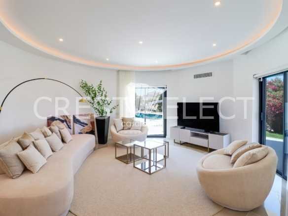 Elegant Family Dwelling House in Faro  with 4 bedrooms