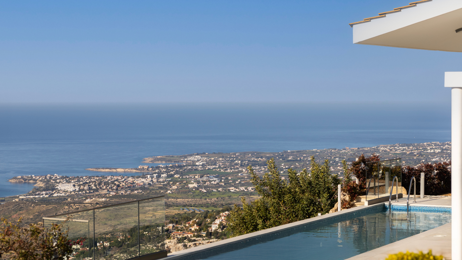 Family Oasis Retreat Villas / Houses in Tala with 3 bedrooms