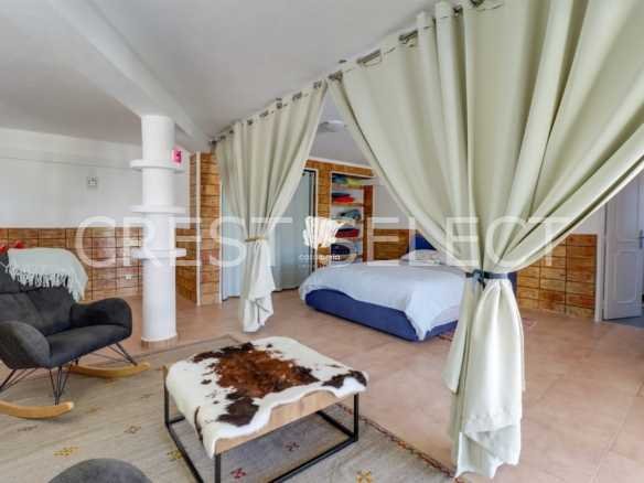 Convenient Family Dwelling House in Faro  with 3 bedrooms