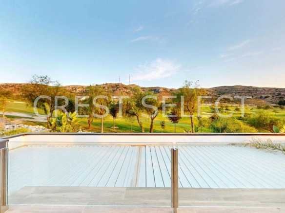 Welcoming Family Home  in Monforte Del Cid with 3 bedrooms
