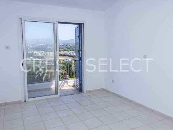 Contemporary Comfort Haven Villas / Houses in Chloraka with 2 bedrooms