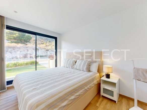 Welcoming Family Home  in Monforte Del Cid with 3 bedrooms