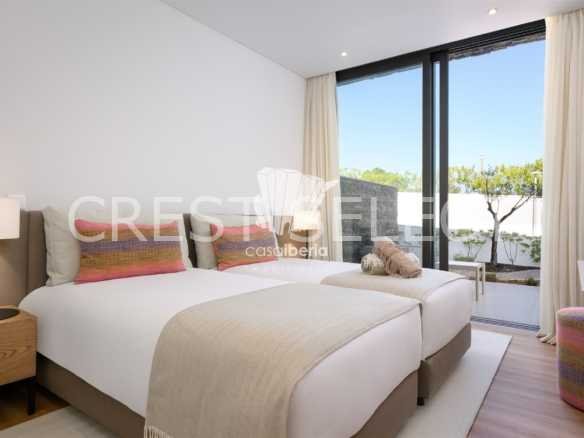 Sleek Family Residence Apartment in Faro  with 3 bedrooms