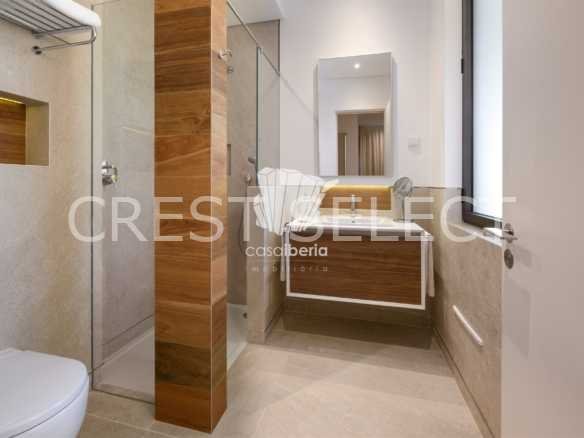 Sleek Family Residence Apartment in Faro  with 3 bedrooms