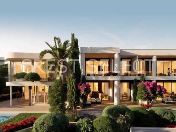 Practical Living Villas / Houses in Chloraka with 3 bedrooms