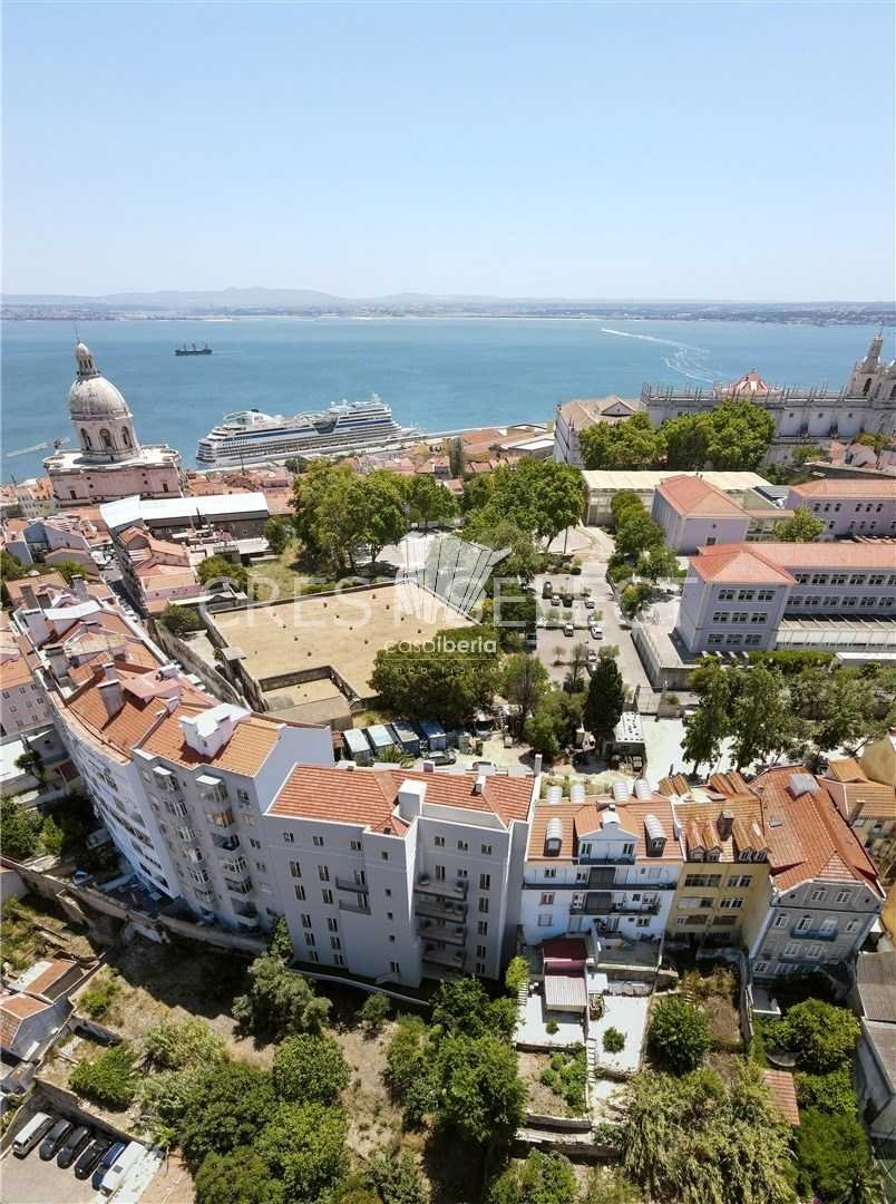 add3caa94912 Stylish Urban Sanctuary Apartment in Lisboa with 2 bedrooms