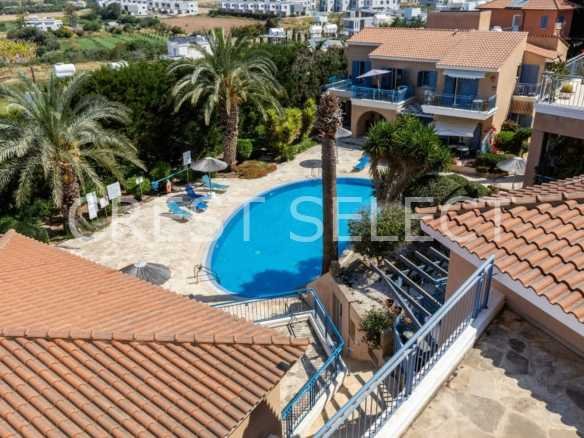 Contemporary Comfort Haven Villas / Houses in Chloraka with 2 bedrooms