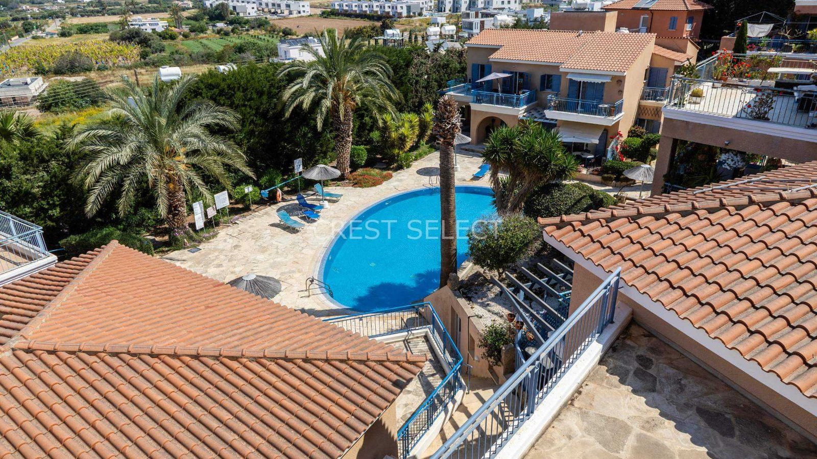 Contemporary Comfort Haven Villas / Houses in Chloraka with 2 bedrooms