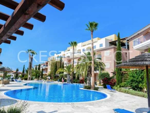 Tranquil Family Haven Apartments / Penthouses in Geroskipou with 2 bedrooms