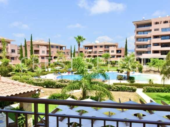 Compact Bliss Villas / Houses in Kato Paphos with 1 bedrooms