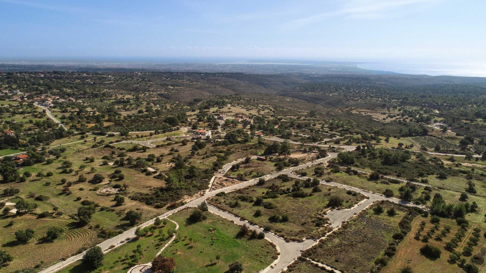 Plots & Land Parcels in Souni-Zanatzia with 0 bedrooms