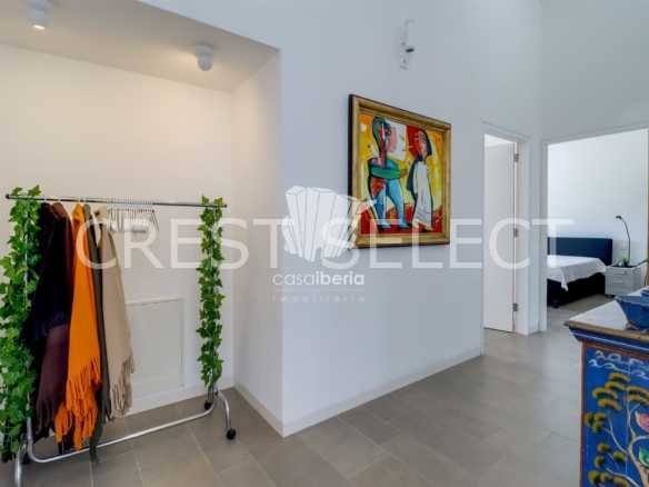 Spacious Family Haven House in Faro  with 4 bedrooms