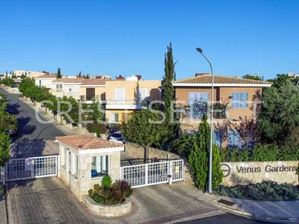 Multi-Purpose Abode Apartments / Penthouses in Chloraka with 2 bedrooms