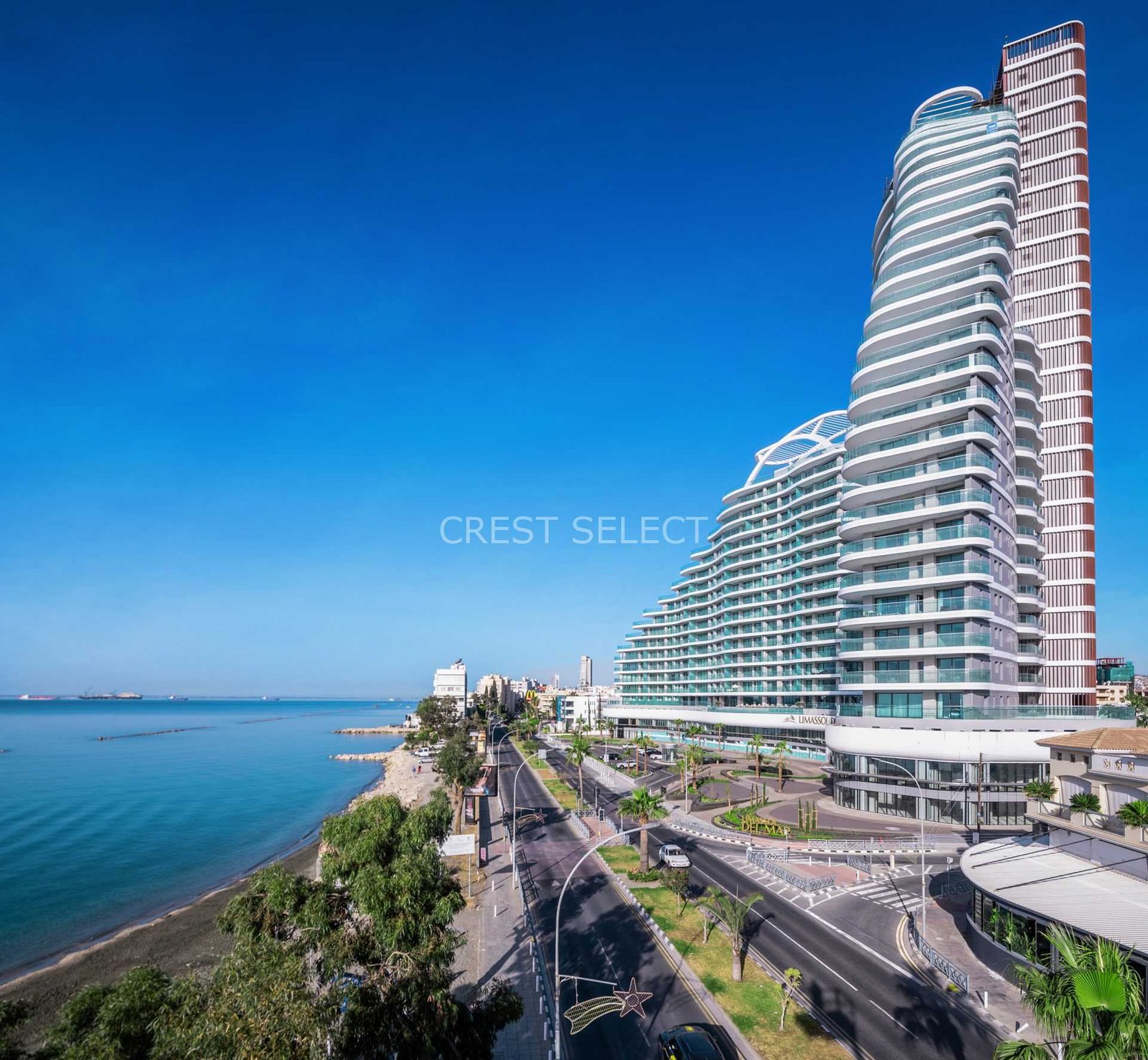 Luxurious Family Haven Apartments / Penthouses in Limassol with 2 bedrooms