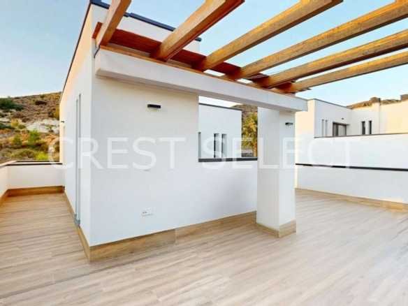 Welcoming Family Home  in Monforte Del Cid with 3 bedrooms