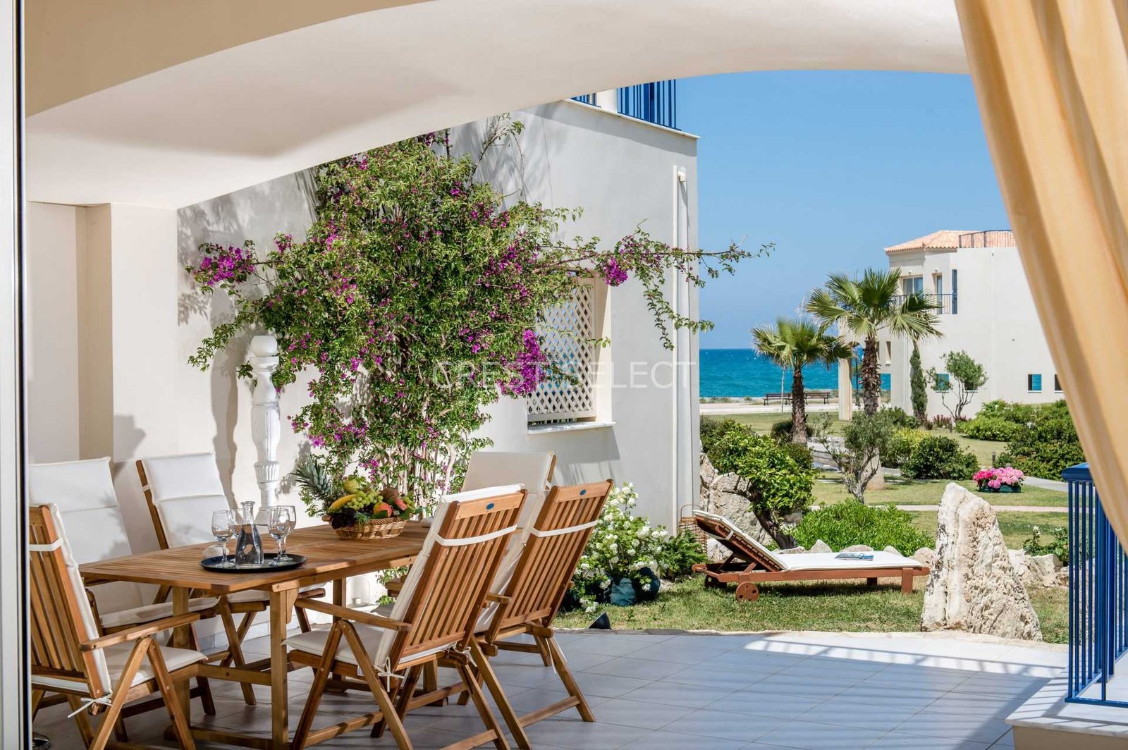 Stylish Family Dwelling Apartments / Penthouses in Crete with 2 bedrooms