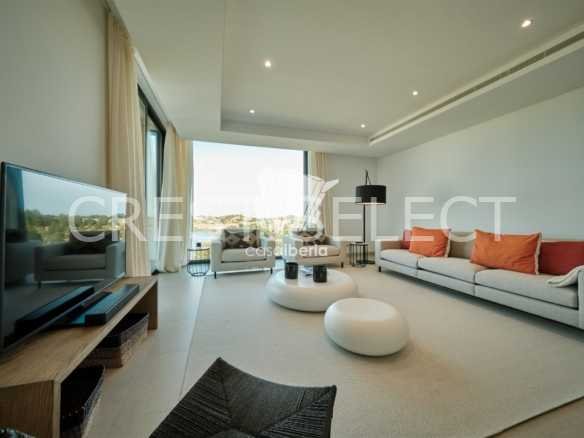 Sleek Family Residence Apartment in Faro  with 3 bedrooms