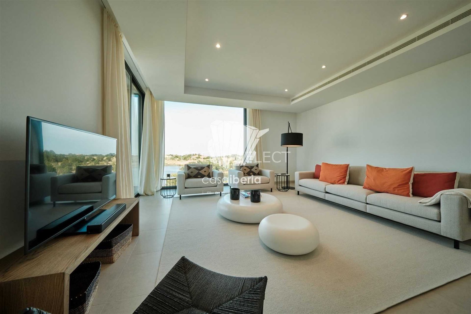 Sleek Family Residence Apartment in Faro  with 3 bedrooms