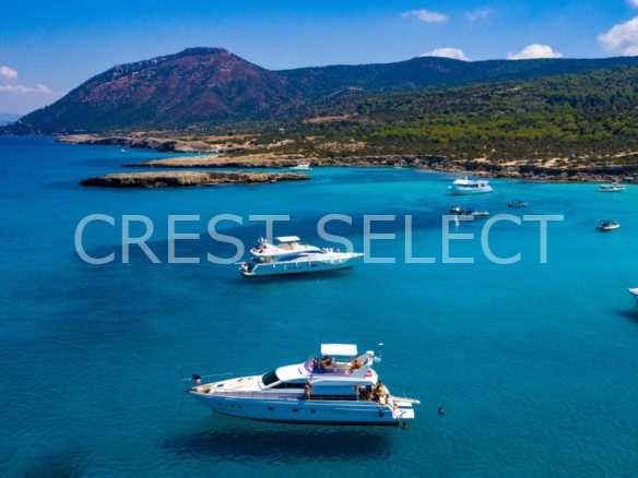 Serene Comfort Space Villas / Houses in Peyia with 3 bedrooms