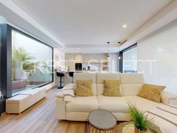 Welcoming Family Home  in Monforte Del Cid with 3 bedrooms