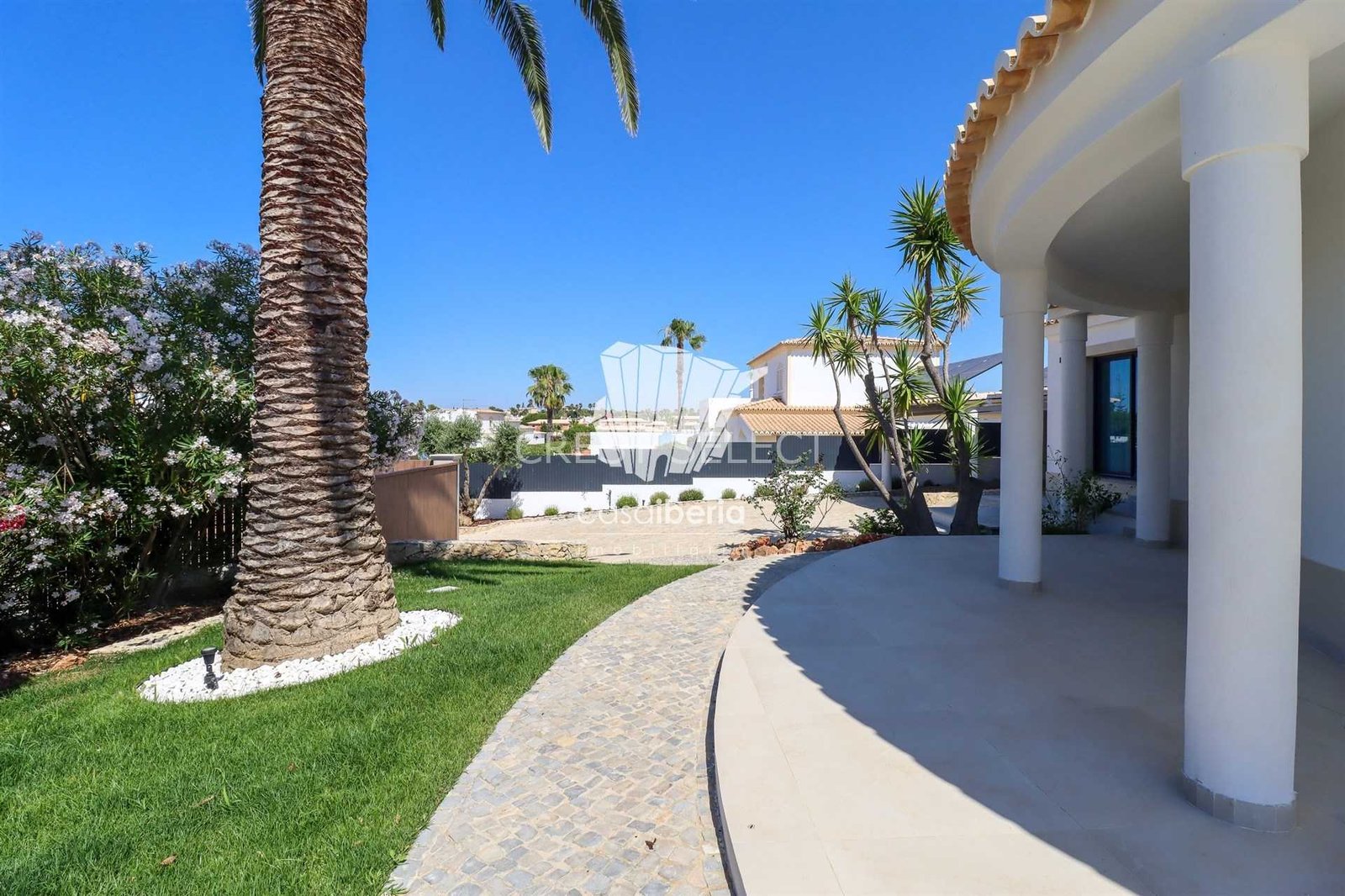 fef84fbf4906 Elegant Family Dwelling House in Faro with 4 bedrooms
