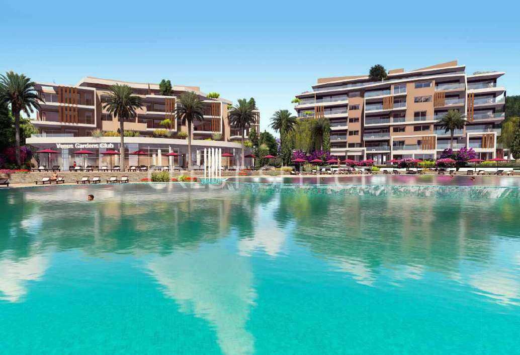 00daec8eA-VEN-6B-23A Functional Residence Villas / Houses in Chloraka with 3 bedrooms
