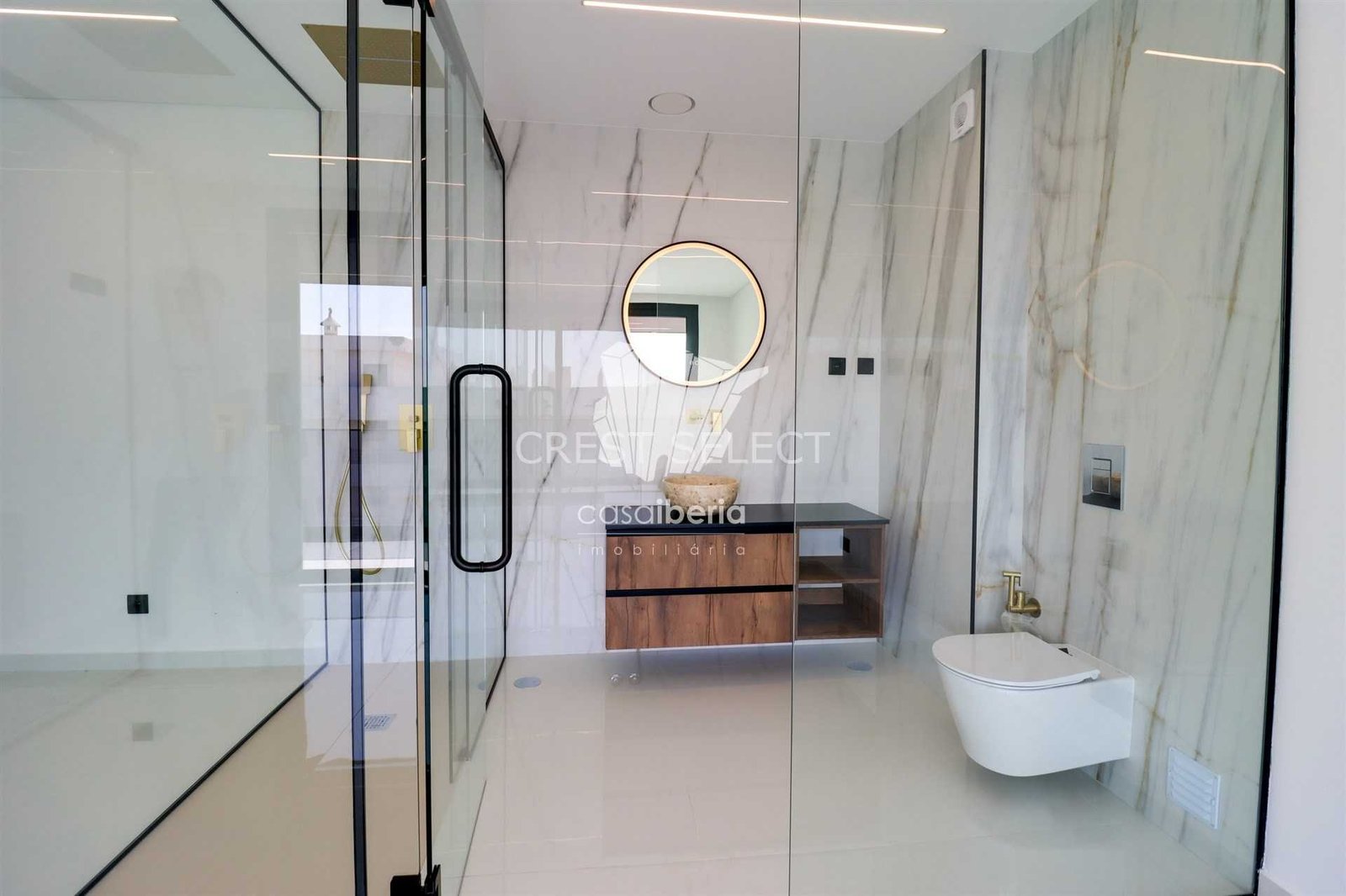 2a776d634930 Flexible Living Space Apartment in Faro with 3 bedrooms