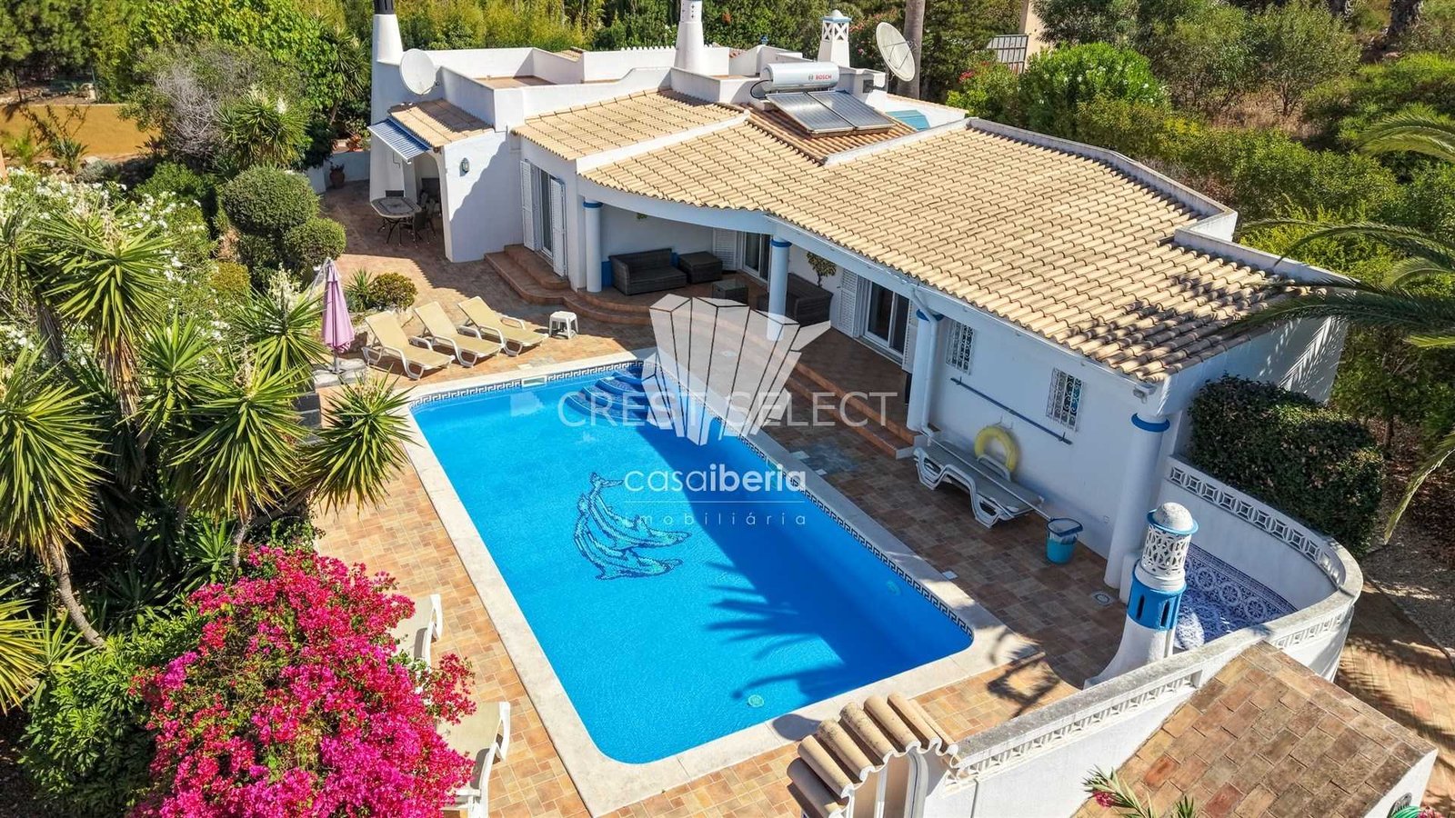 Comfortable Family Manor House in Faro  with 4 bedrooms