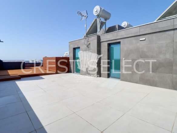 Flexible Living Space Apartment in Faro  with 3 bedrooms