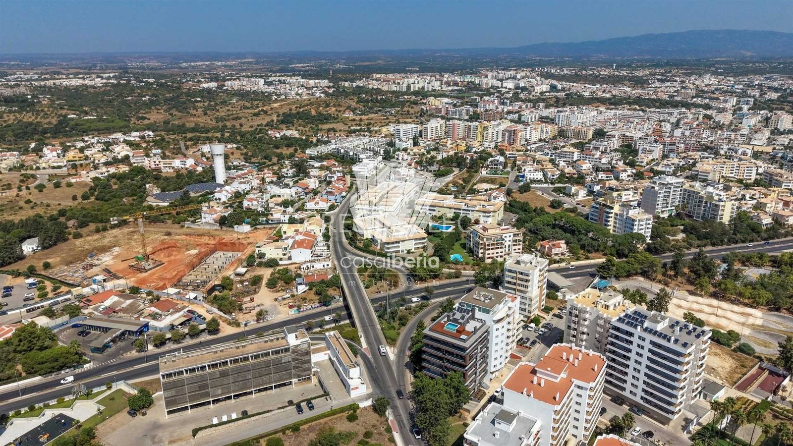 Flexible Living Space Apartment in Faro  with 3 bedrooms