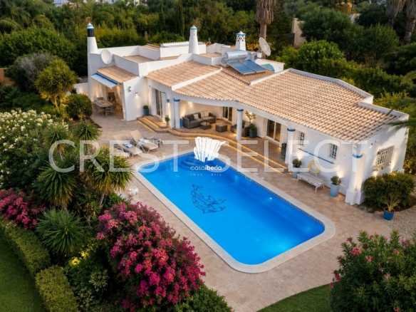 Comfortable Family Manor House in Faro  with 4 bedrooms